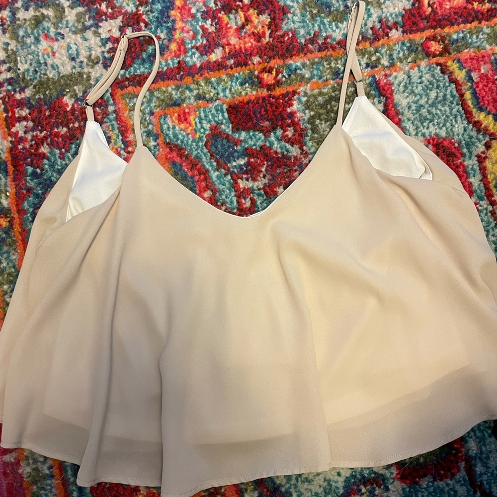 Show me your mumu flowy crop top